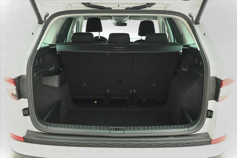 Škoda Kodiaq 2,0 TDI 147 KW DSG 4X4 TAŽNÉ Z - fotka 10 z 35
