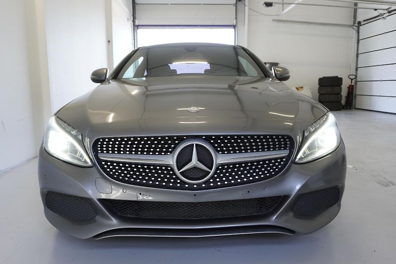 Mercedes-Benz Třídy C C 250 2.0-155 KW EDITION 1 - fotka 3 z 24