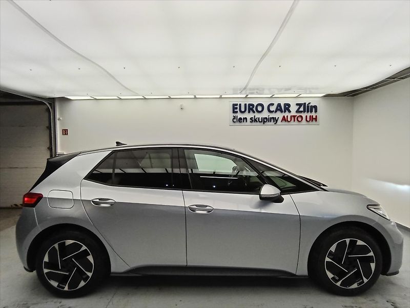 Volkswagen ID.3 Pro People 150 kW, 59 kWh - fotka 7 z 15
