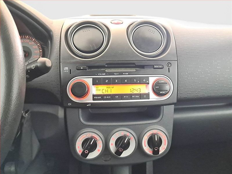 Mitsubishi Colt (2009) 1.1, Serv.kniha - fotka 12 z 16