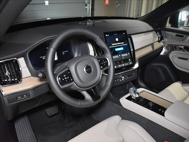 Volvo XC90 2,0 T8 AWD Ultra B&W,Ventilace - fotka 14 z 30