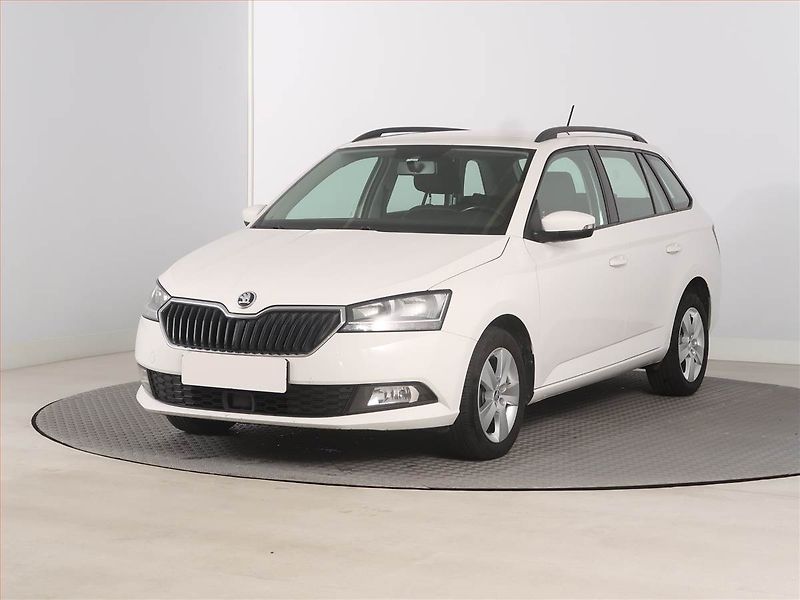 Škoda Fabia (2020) 1.0 TSI, ČR,1.maj - fotka 2 z 14