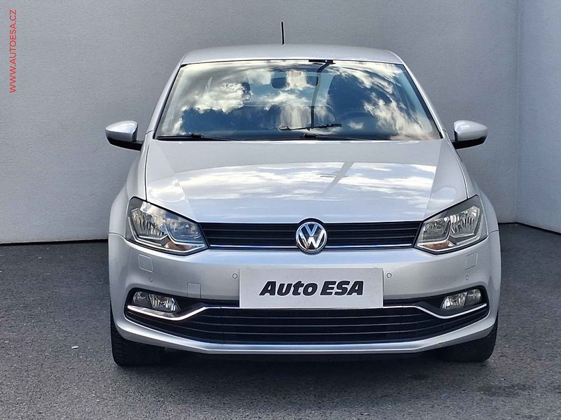 Volkswagen Polo (2014) 1.2 TSi, Highline, DSG - fotka 2 z 17