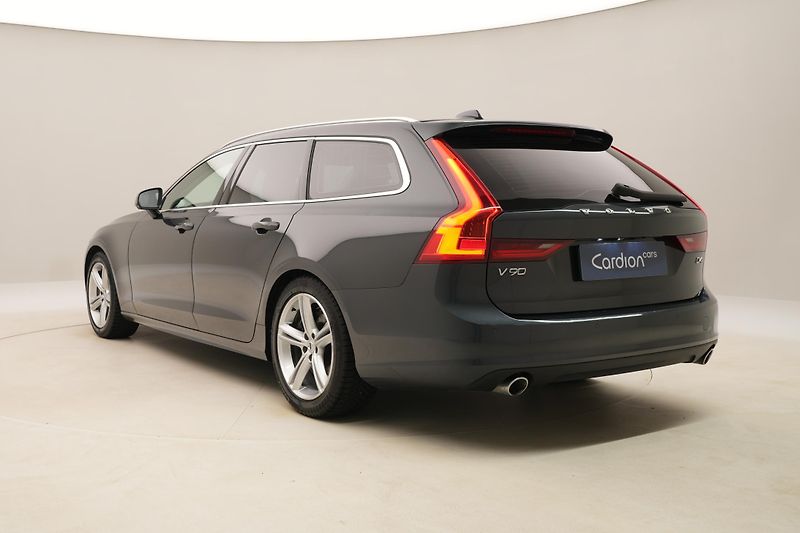 Volvo V90 D4 MOMENTUM AUT  - fotka 10 z 39