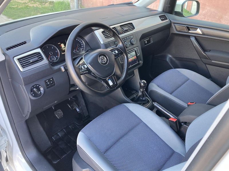 Volkswagen Caddy (2019) MAXI 2,0TDi HIGHLINE rozvody - fotka 13 z 20