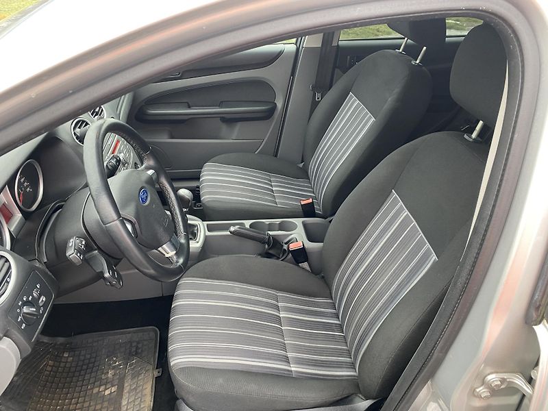 Ford Focus (2009) - fotka 10 z 19