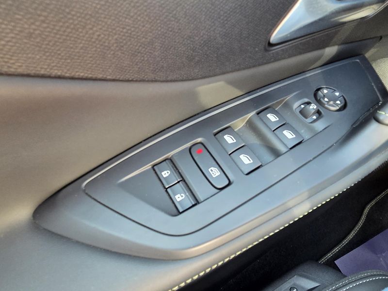 Peugeot 408 (2024) 1.2 PT 130 GT EAT8 - fotka 26 z 36