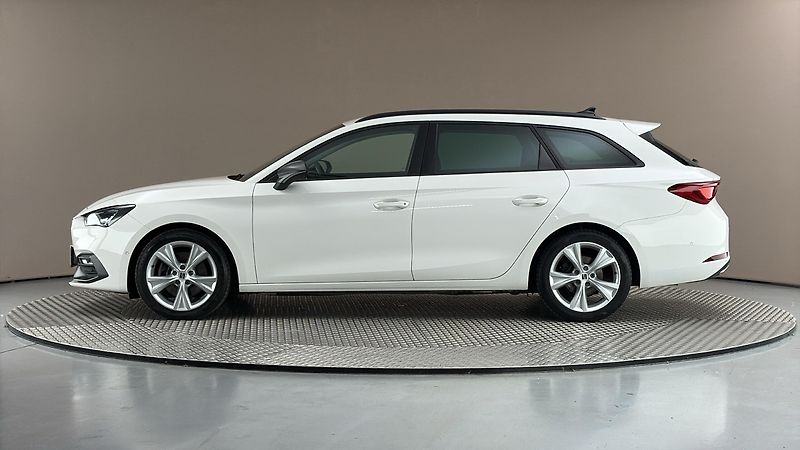 Seat Leon 2.0 TDI DSG FR Sportstourer - fotka 4 z 27