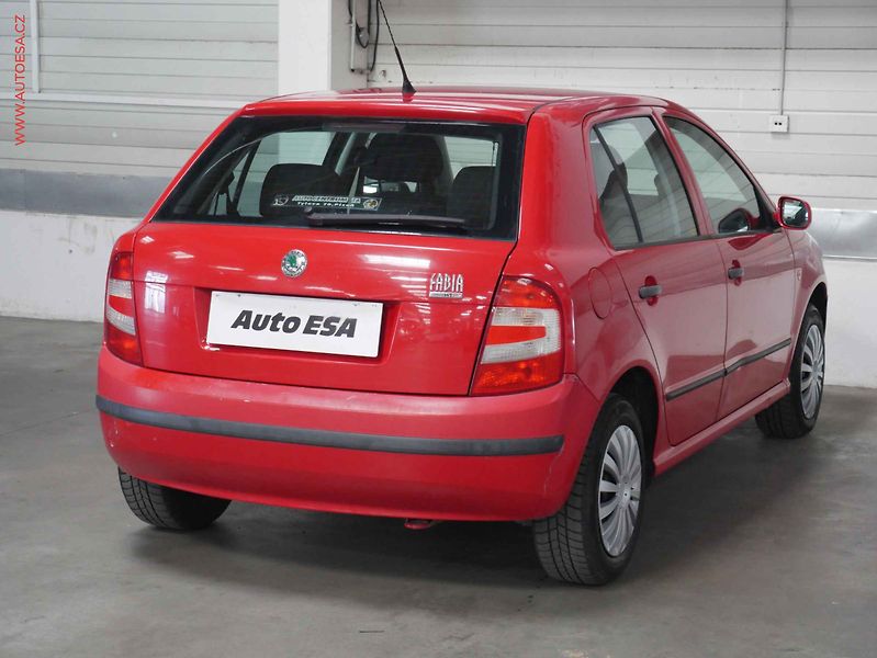 Škoda Fabia (2008) 1.2 HTP, ČR, AC - fotka 6 z 15