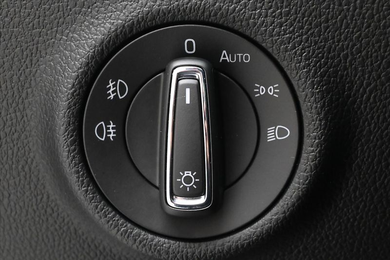 Škoda Superb 2,0 TDI 147kW STYLE DSG Záruka - fotka 27 z 33