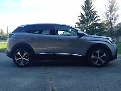 Peugeot 3008 (2017) ALLURE 1.2 /96kW + 2. SADA KOL - fotografie inzerátu