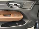 Volvo XC60 D5 AWD INSCRIPTION AUT CZ - náhled 18