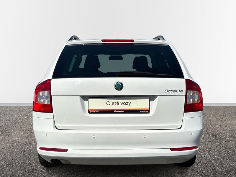Škoda Octavia Ambition - fotka 17 z 22