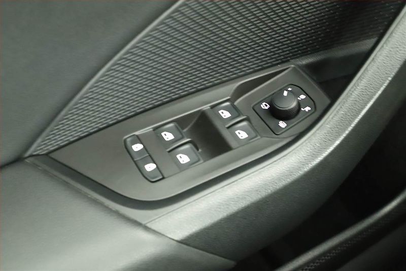 Škoda Octavia (2022) Sportline 2.0 TDI, Automat - fotka 10 z 17