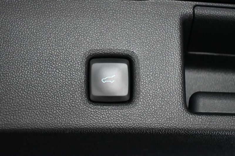 Ford Kuga (2022) 2.0 VIGNALE 4x4 140 KW LED ACC - fotka 31 z 46