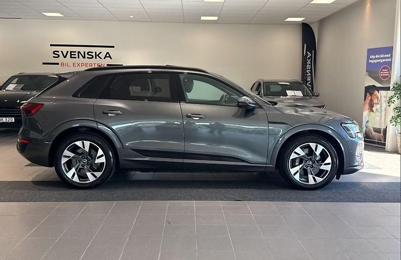 Audi Q8 e-tron 55 Q SoH 97% 360k Pano Tažné - fotka 8 z 34