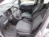 Opel Zafira (2006) 1.9CDTi, AC, tempo, park - náhled 9