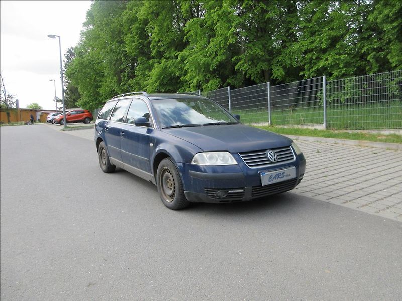 Volkswagen Passat 1,9 TDi, Klima, Vyhř. sed. - fotka 4 z 25