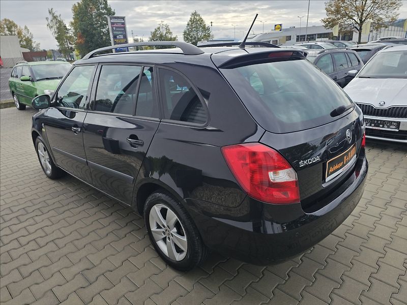 Škoda Fabia II 1,2 TSi 63KW Fresch ALU - fotka 8 z 49