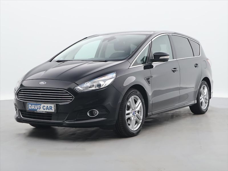 Ford S-MAX 2,0 TDCi Aut. Titanium 7-Míst - fotka 3 z 39
