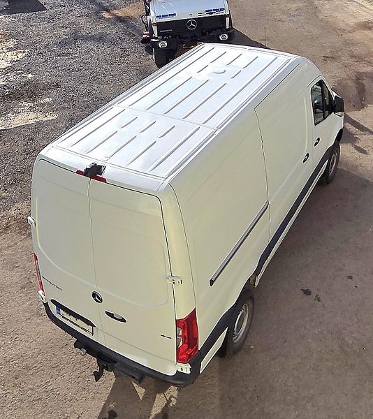 Mercedes-Benz Sprinter (2024) 4x4 V6! 3.0D 2500 Cargo  - fotka 20 z 39