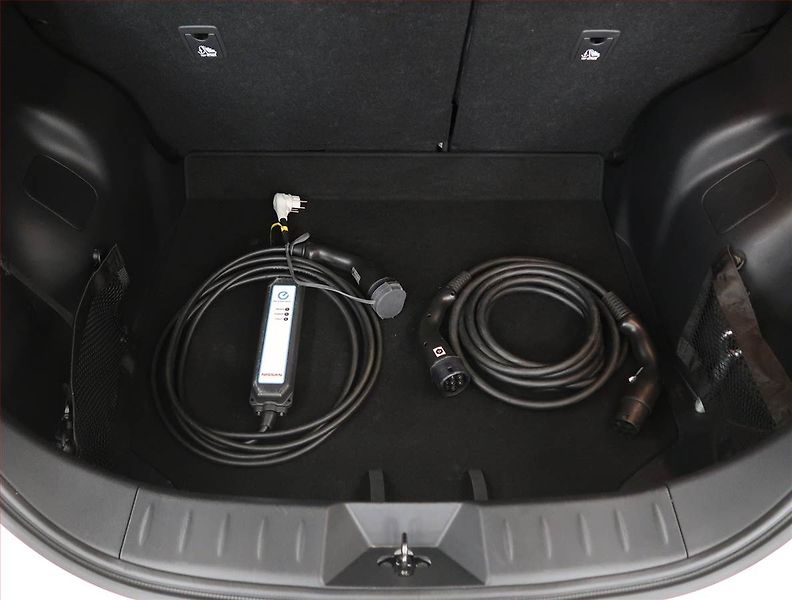 Nissan Leaf (2020) 40 kWh, SoH 91%, Automat - fotka 24 z 24