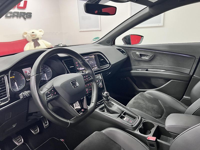 Seat Leon Cupra 300, 221 kW, REZERVACE - fotka 14 z 34