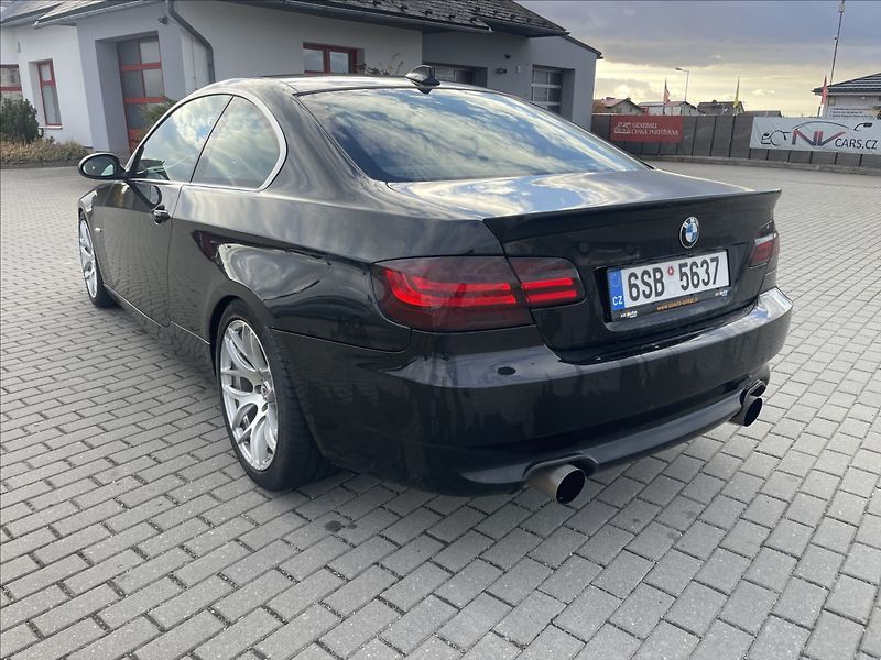 Alpina B3 3,0 S Bi-Turbo Coupe 265kw Car - fotka 25 z 28