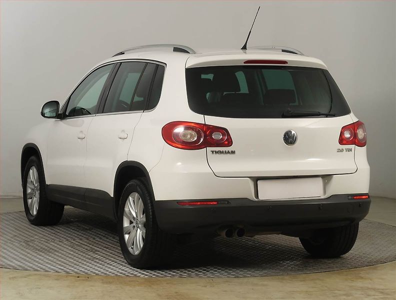 Volkswagen Tiguan (2010) 2.0 TDI, 4X4, ČR,1.maj - fotka 4 z 21
