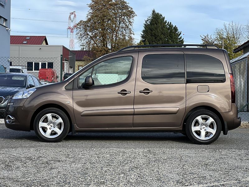 Peugeot Partner Tepee 1.6i KLIMA KOUPENO V ČR 1.MAJ. - fotka 4 z 37