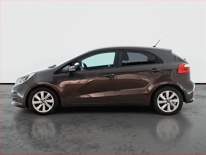 Kia Rio (2016) 1.25 CVVT, Tempomat - fotka 3 z 17