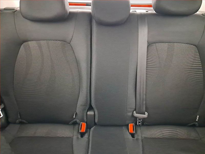Hyundai i10 (2018) 1.0, Serv.kniha - fotka 10 z 16