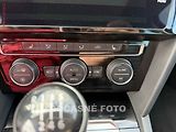 Volkswagen Passat (2018) 2.0TDi, ČR, Highline - náhled 14