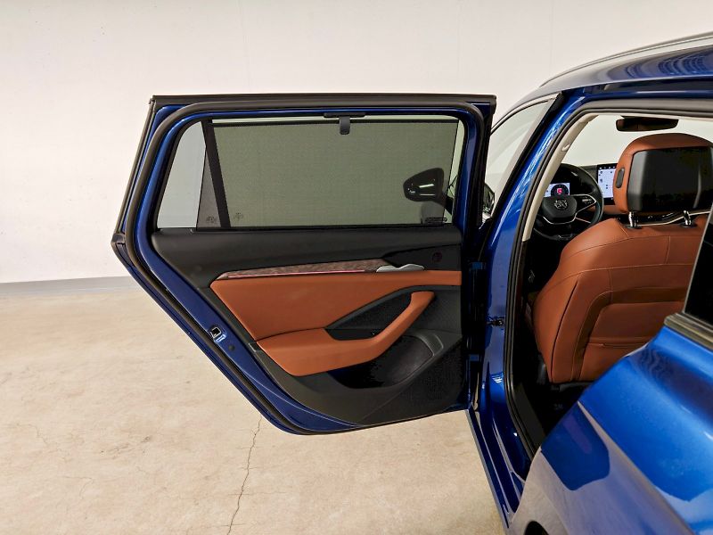 Škoda Superb (2024) Combi 2.0 TSI 195 kW DSG 4x4 L - fotka 24 z 33
