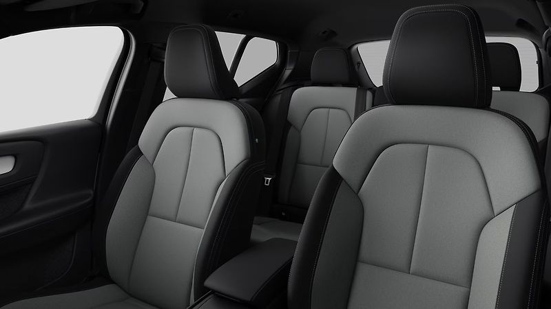 Volvo XC40 (2027) PLUS BLACK ED. B4, 360°, LOUNG - fotka 5 z 7