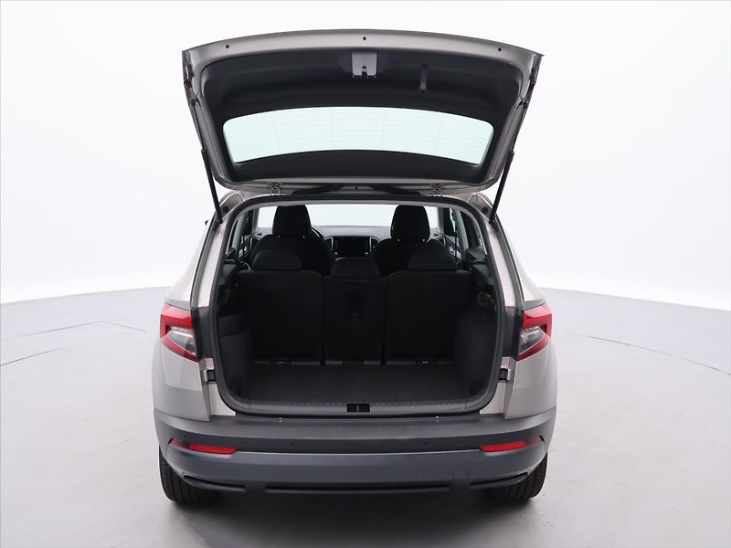 Škoda Karoq 2,0 TDI 110kW 4x4 CZ LED 2.Maj - fotka 9 z 33