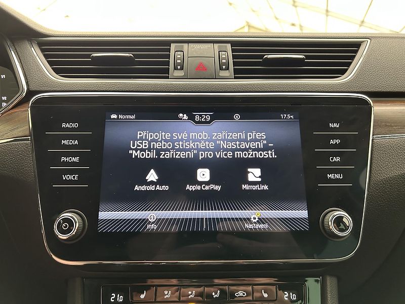 Škoda Superb 2.0 TDI 4x4 Scout - fotka 10 z 31