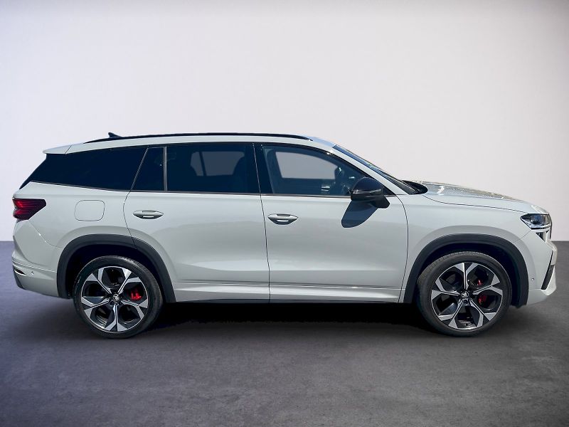 Škoda Kodiaq (2025) RS 2.0TSi 4x4 195kW 7°automati - fotka 9 z 30