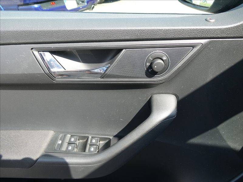 Škoda Fabia 1,0 TSi 70kW STYLE, po servise - fotka 32 z 41