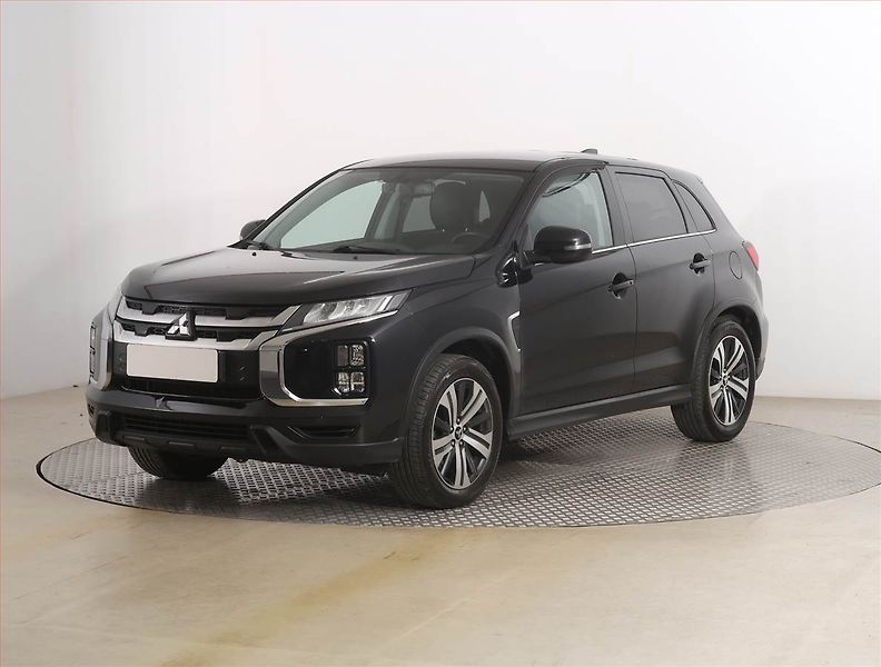 Mitsubishi ASX (2021) 2.0 MIVEC, 4X4, Automat - fotka 2 z 19