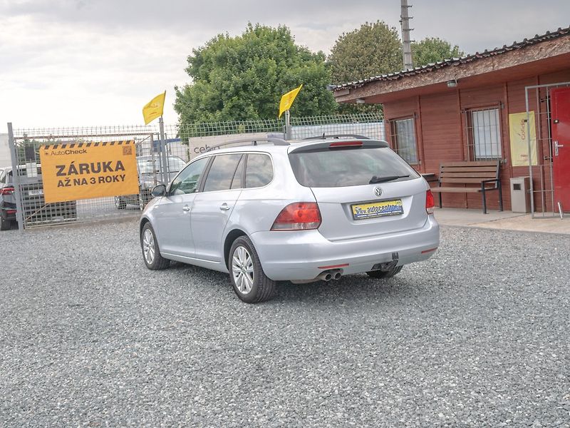 Volkswagen Golf (2012) 2.0TDI 103KW - 2x KOLA - fotka 7 z 49