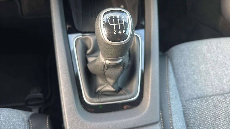 Škoda Octavia Top Selection 1,5 TSI 110kW MT - fotka 18 z 30
