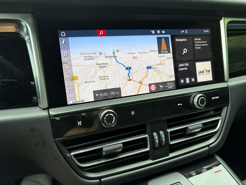 Porsche Macan (2023) S 280KW PDK*CAM*CHRONO*NAVI* - fotka 11 z 29