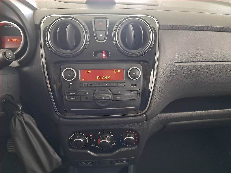 Dacia Lodgy (2021) 1.5 Blue dCi, Tempomat - fotka 12 z 14