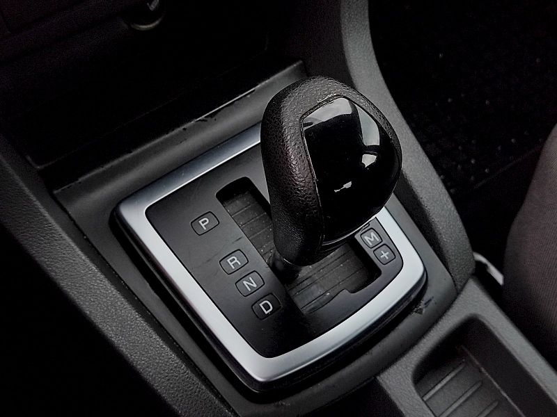 Ford Focus (2006) 1,6 i 74 Kw Automat - fotka 16 z 31