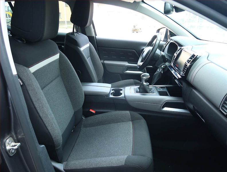 Citroën C5 Aircross (2019) PureTech 130, ČR,1.maj - fotka 9 z 20