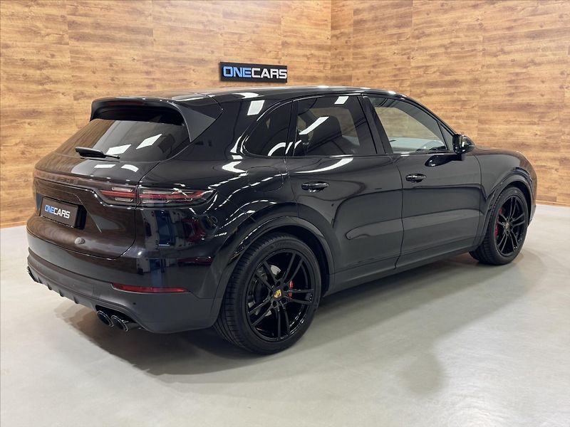 Porsche Cayenne 3.0 V6 PANORAMA SOFT CLOSE - fotka 3 z 29