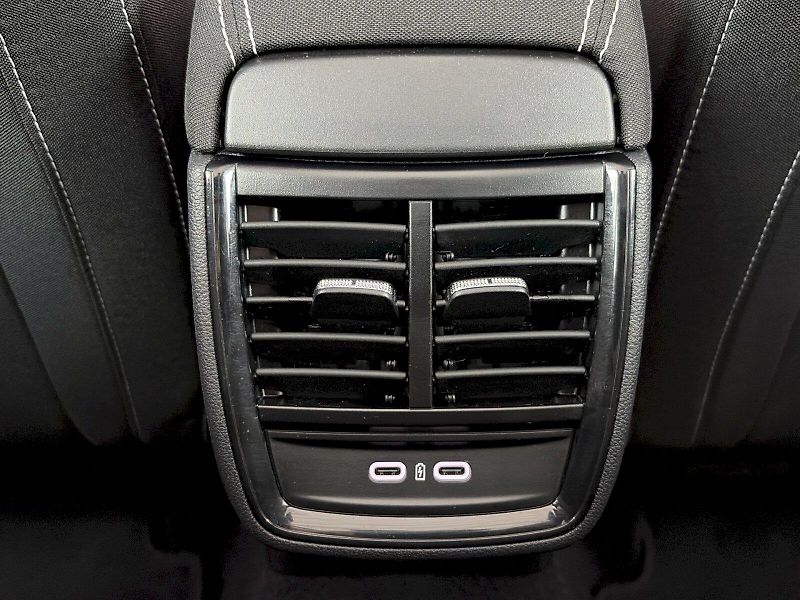 Škoda Scala (2025) DSG 1.5TSI 110kW Monte Carlo - fotka 28 z 33