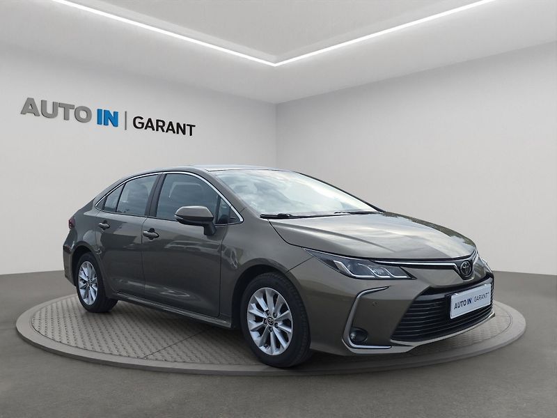 Toyota Corolla (2020) 1.6 VVT-i 97kW, Serv. kniha, z - fotka 3 z 25