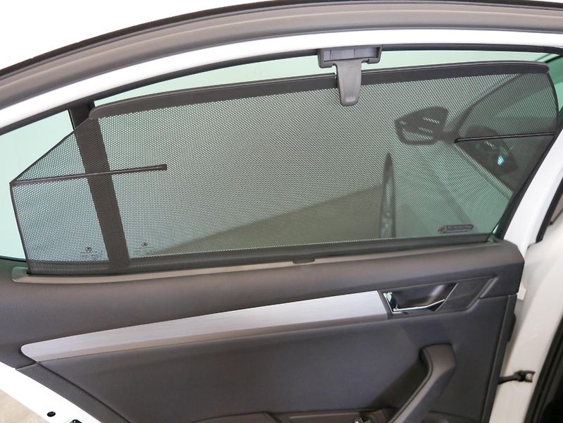 Škoda Superb - fotka 27 z 29
